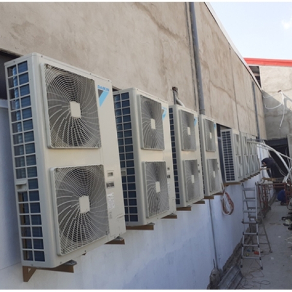 Máy Lạnh Giấu Trần Ống Gió Daikin -Non- Inverter 5.5hp-Fdmnq48mv1/Rnq48my1