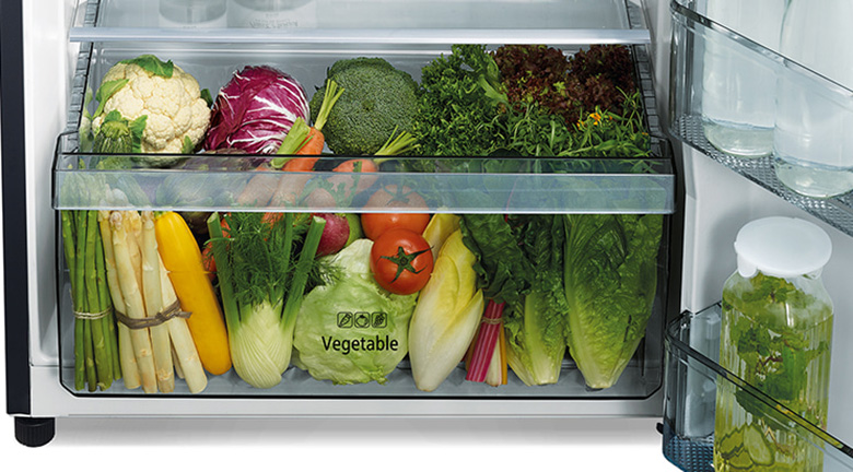 tu-lanh-hitachi-r-fvx480pgv9-gbk ngăn rau quả