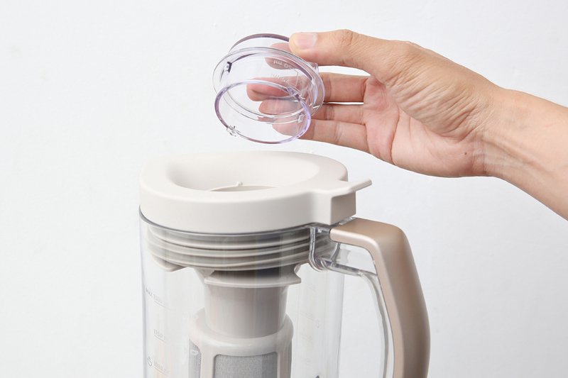 Tiếp nguyên liệu tiện lợi - Máy xay sinh tố Electrolux E7TB1 84SM Tiếp nguyên liệu tiện lợi - Máy xay sinh tố Electrolux E7TB1 84SM